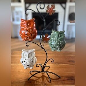Cracker Barrel LED Light Up Owls On Metal Tree Battery Operated